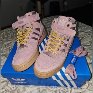 Adidas Fourm shoes